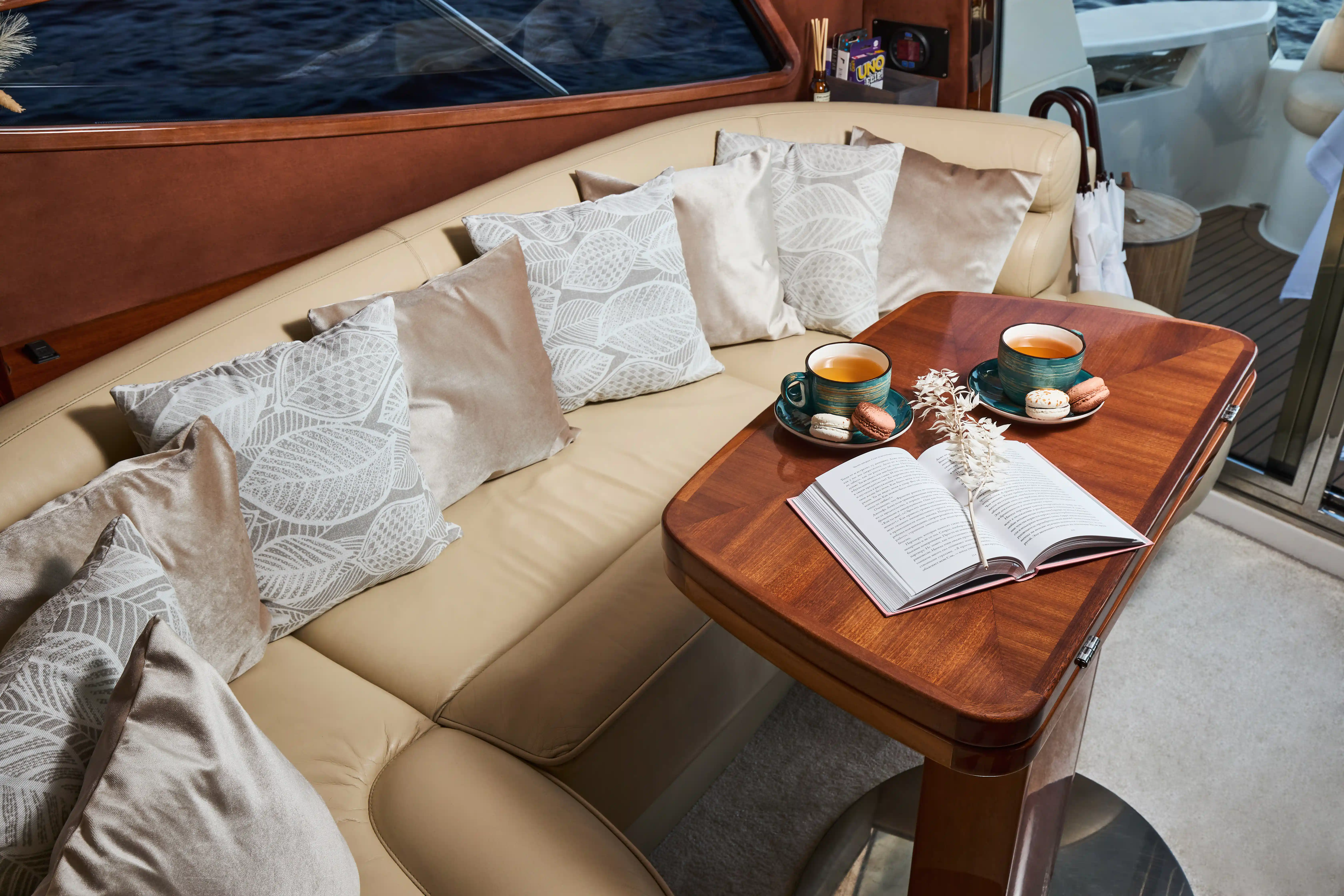 Яхта Galeon 440 image- 11